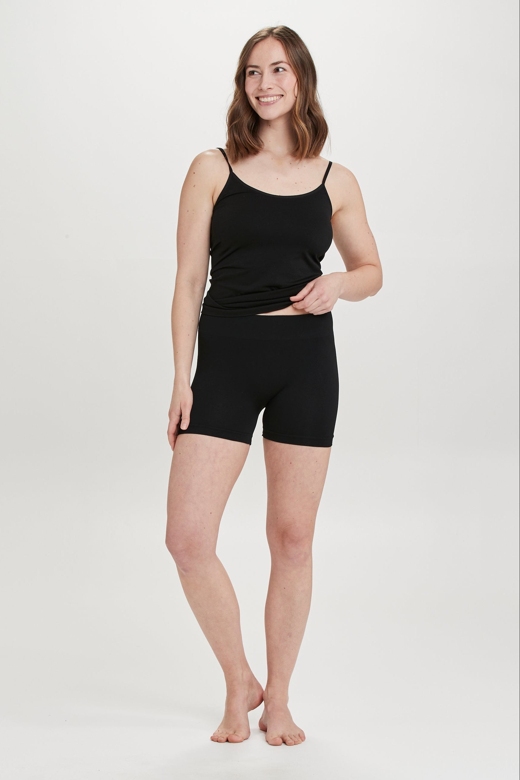 DECOY seamless hot pants