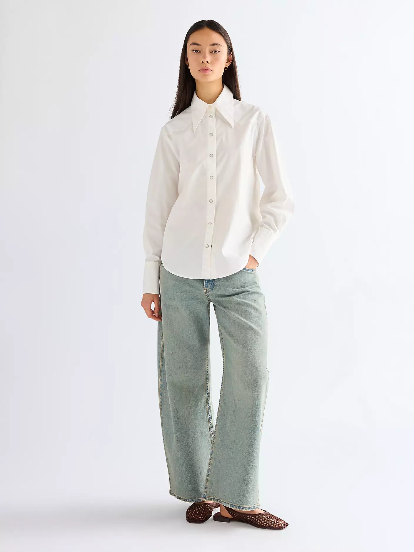 DRAMA COLLAR SHIRT WORN WHITE Skyrta
