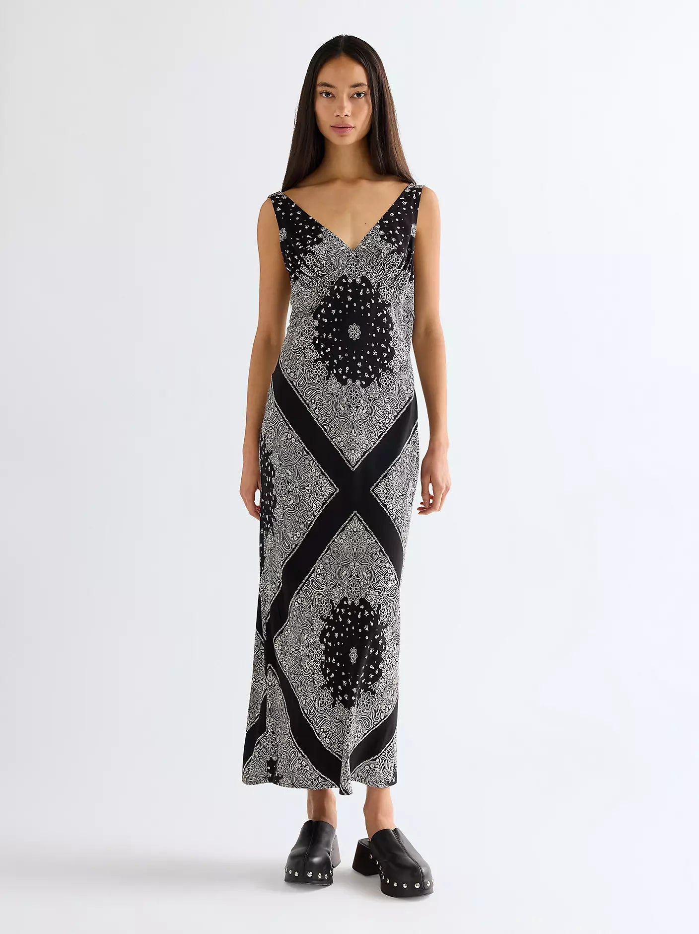 BIAS SLIP DRESS FADED BLACK Kjóll