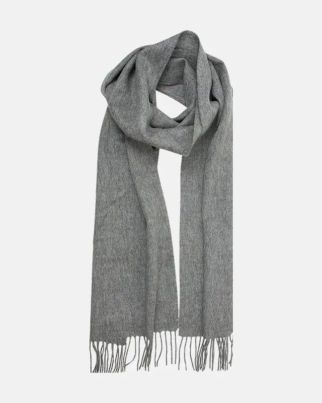 Scarf - solid col - wool - classic cozy winter accessory, premium knit design