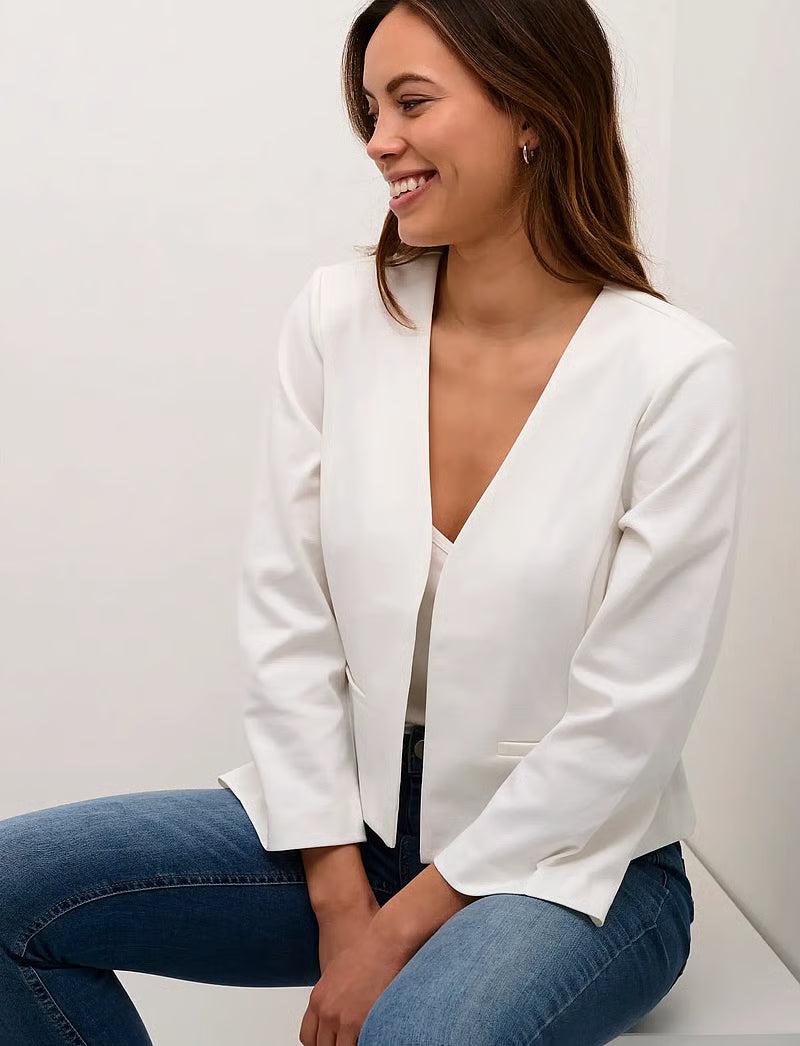 Eloise Jakki
