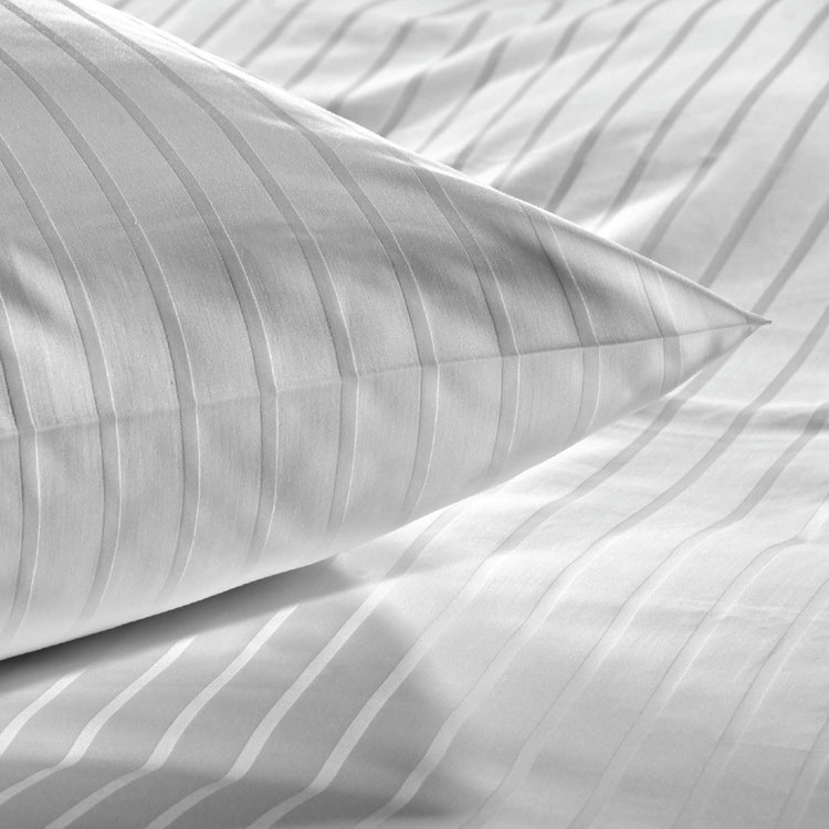 Ginza rúmföt HVÍTT 140x210 + 53x72 (15) (50% cotton, 50% polyester, 150 g/m2)