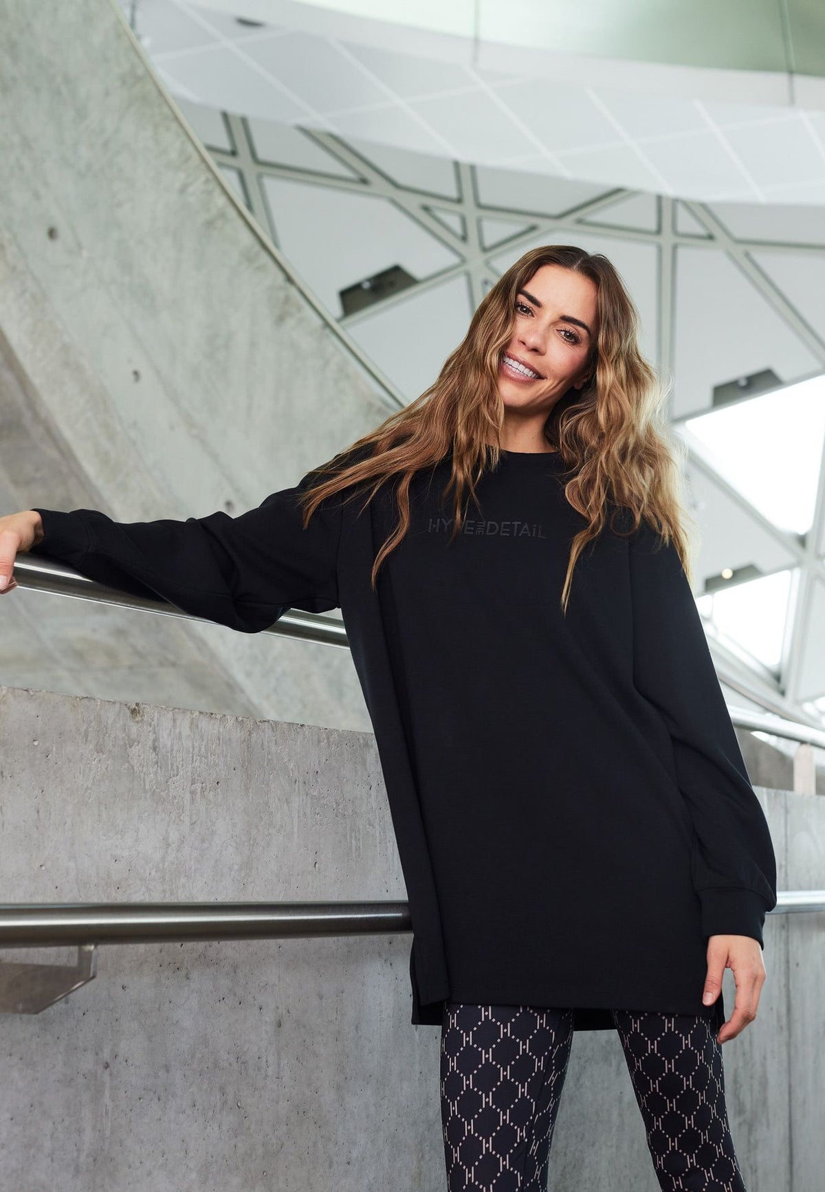 HYPETHEDETAiL sweatshirt