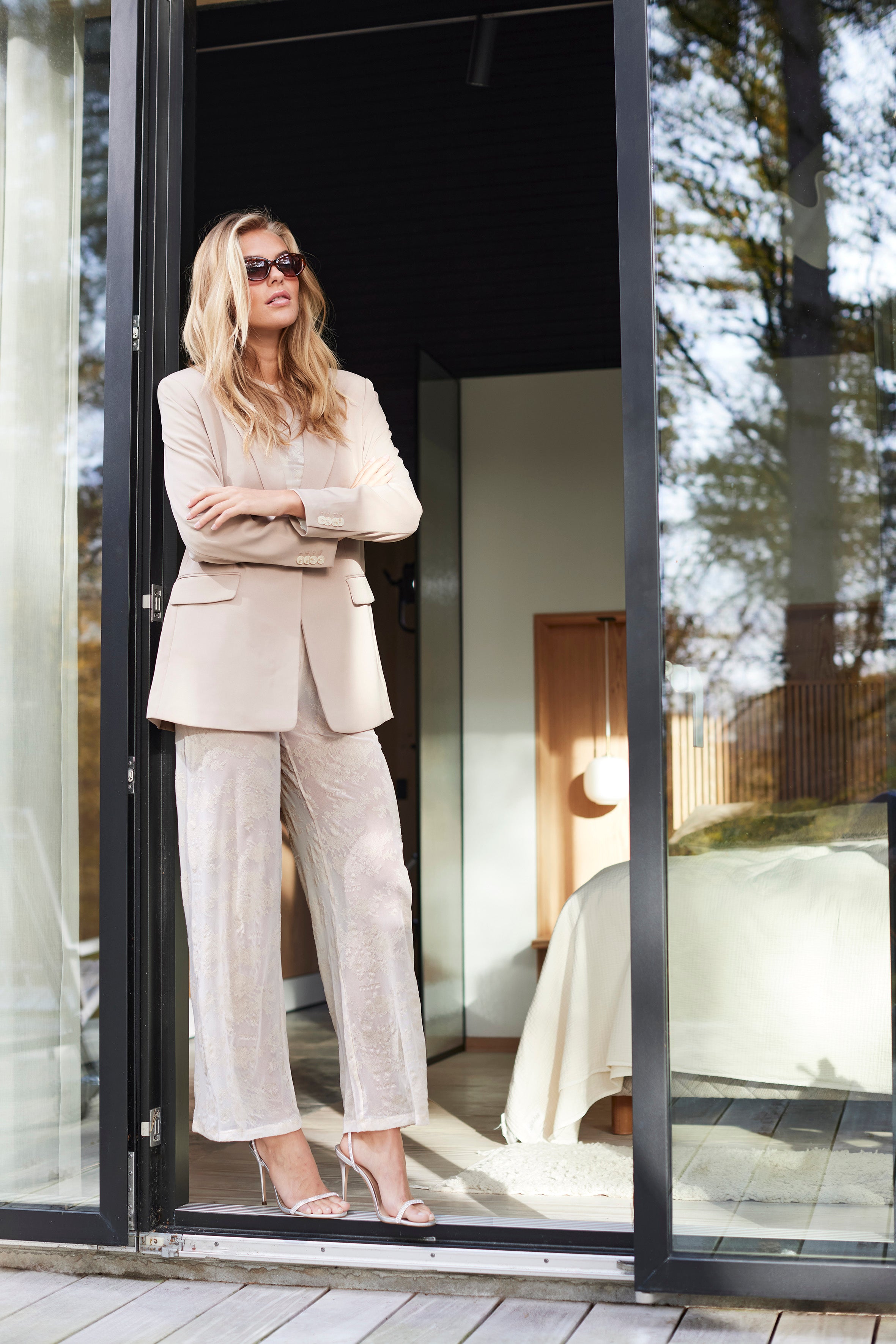 HYPETHEDETAiL Lace Buxur