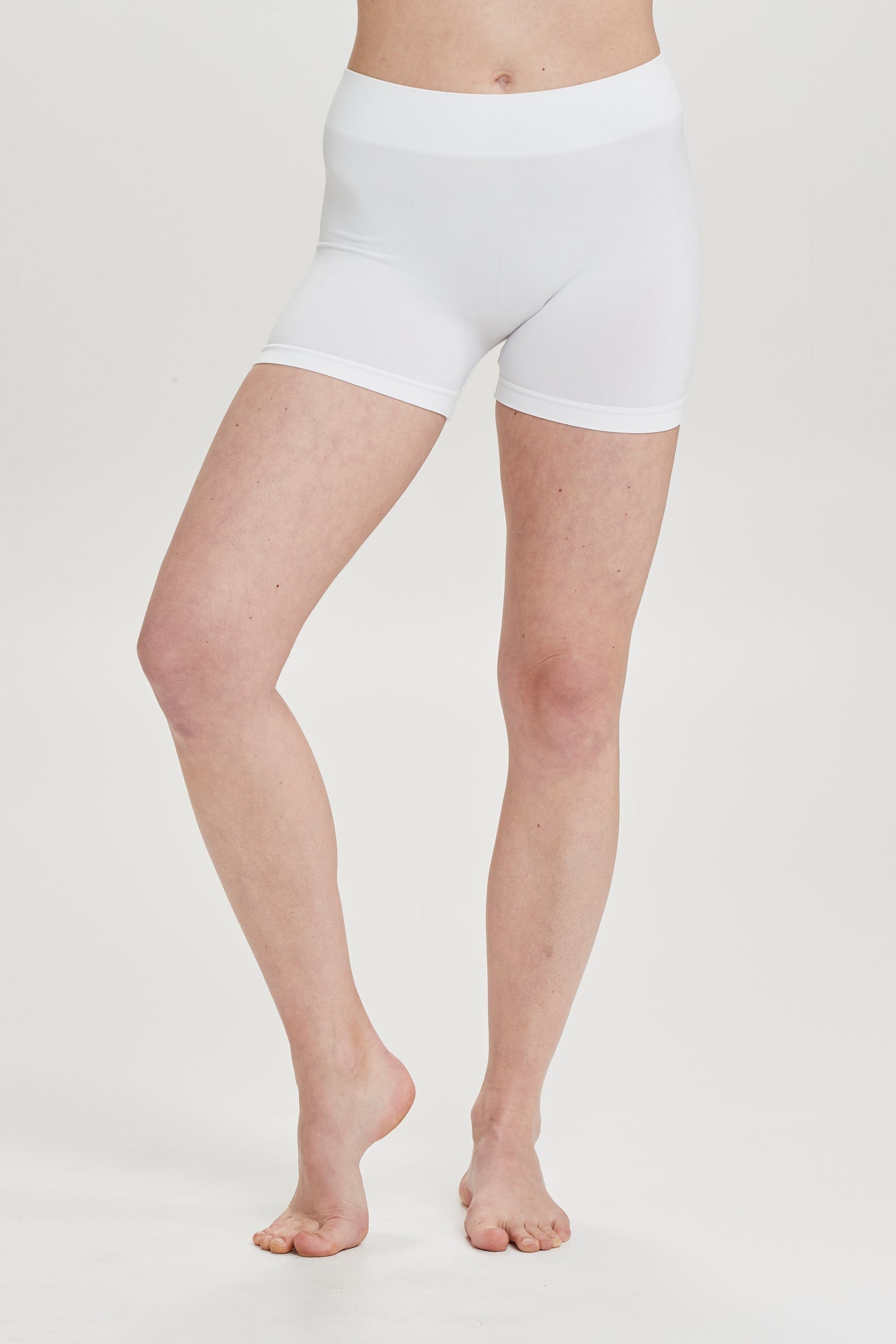 DECOY seamless hot pants