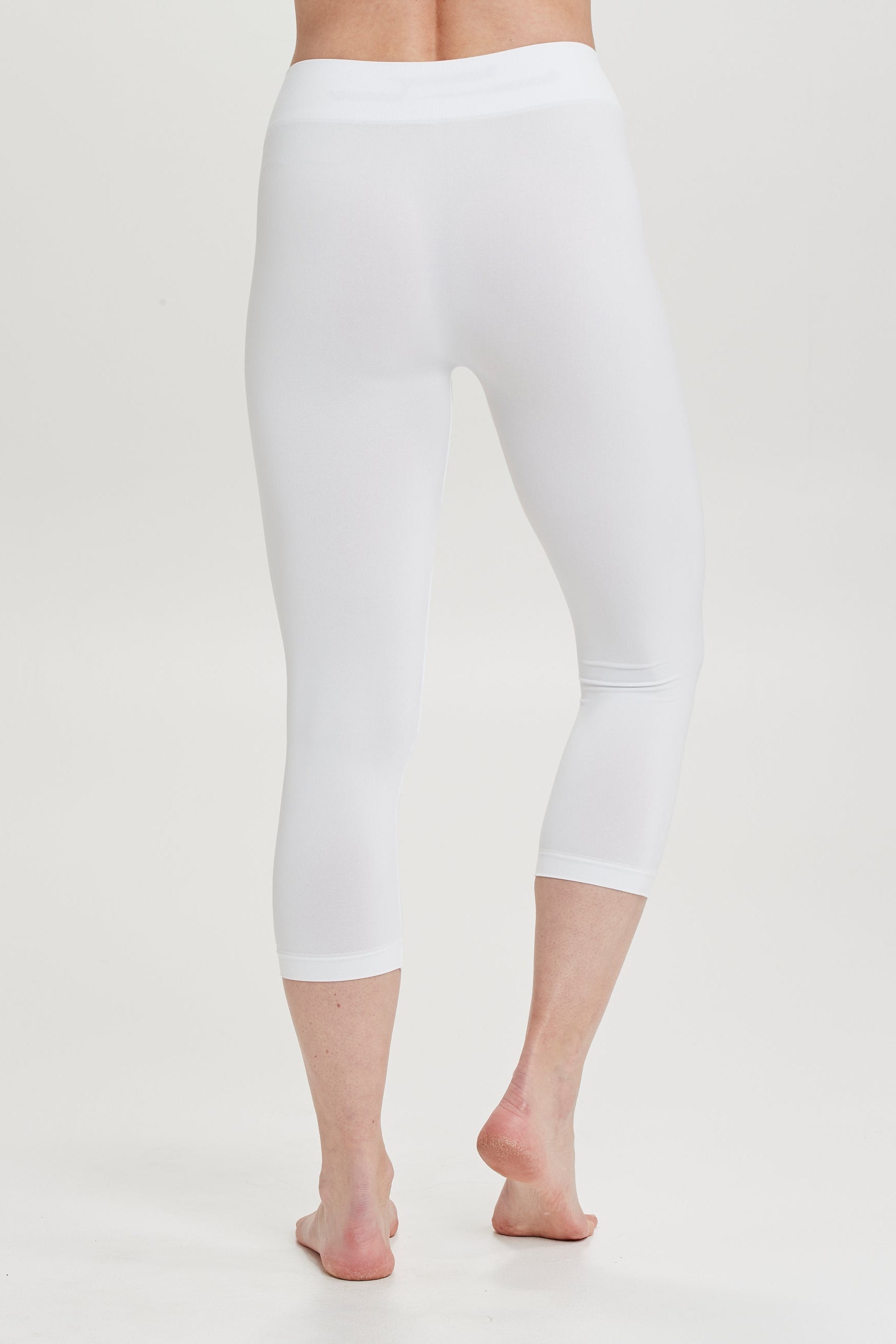 DECOY seamless capri leggings
