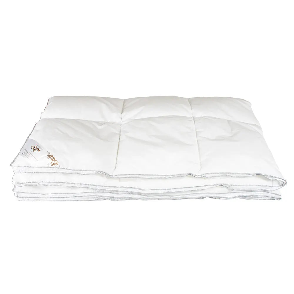 Night & Day Dúntrefja 140X200 CM sæng