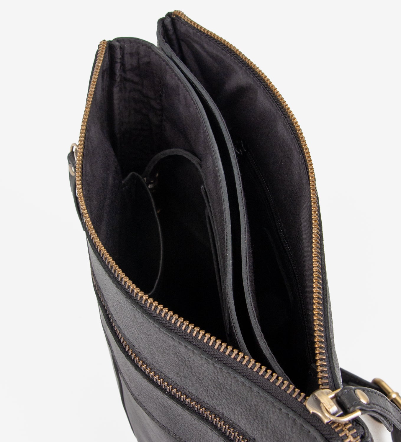 Ansa Crossbody (black)