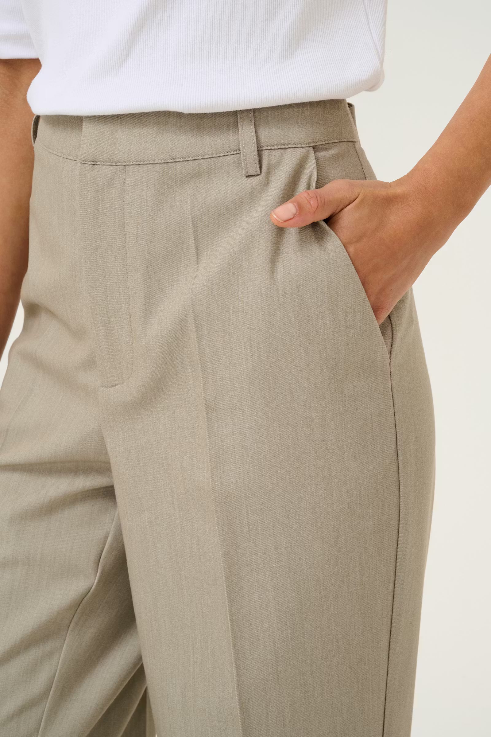 Sakura Cropped Buxur