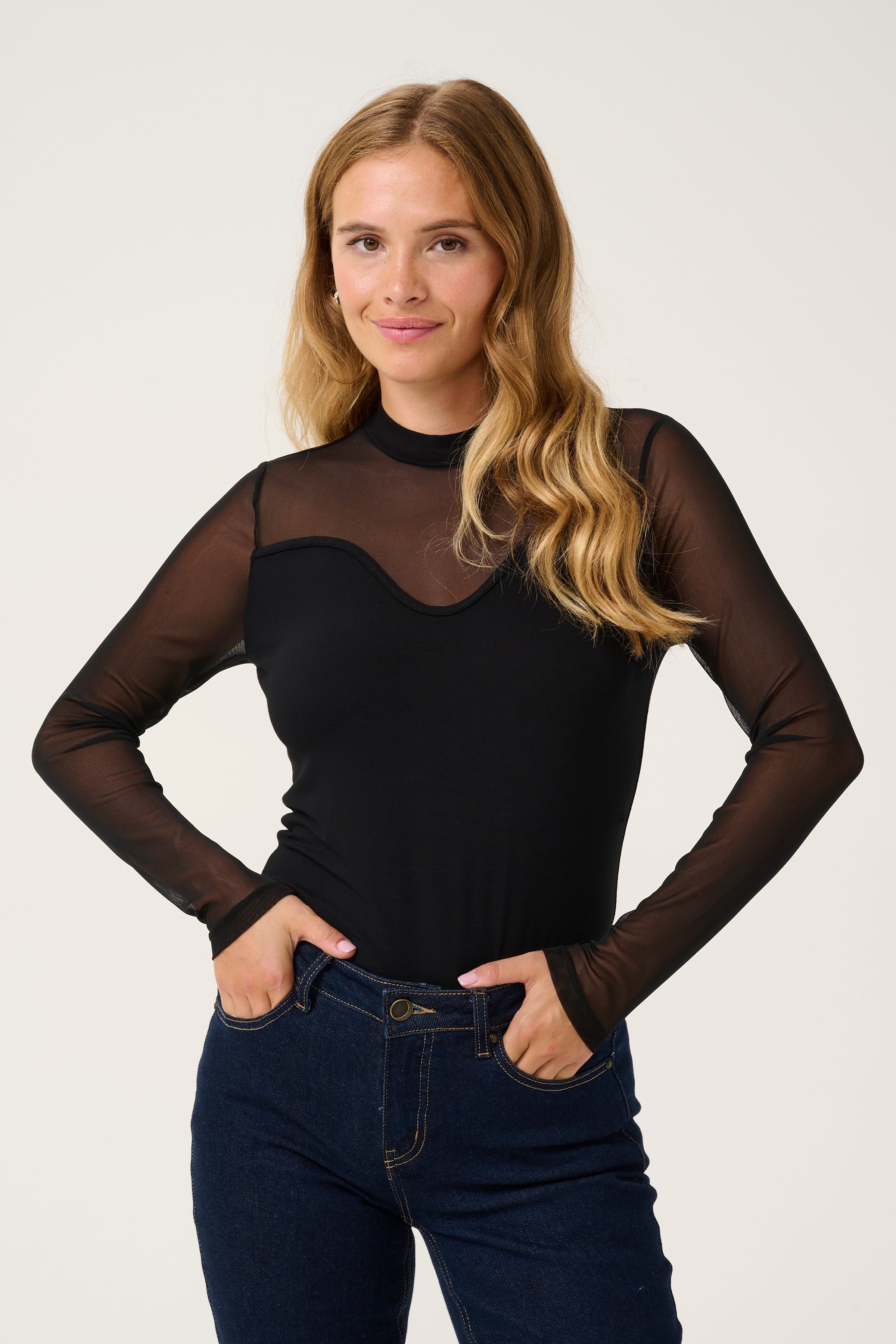 Grace New Mesh Blússa
