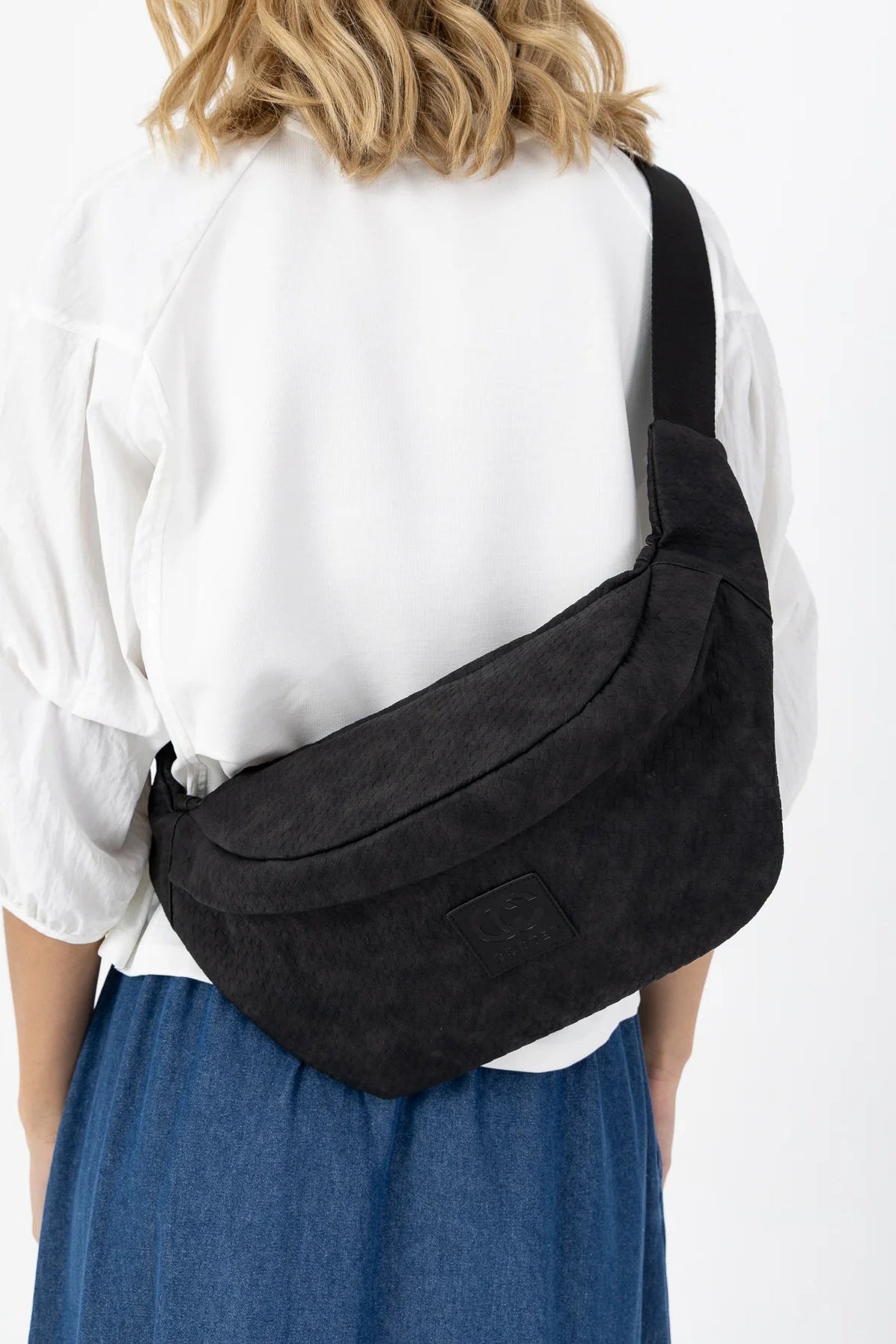 Braided Hliðartaska