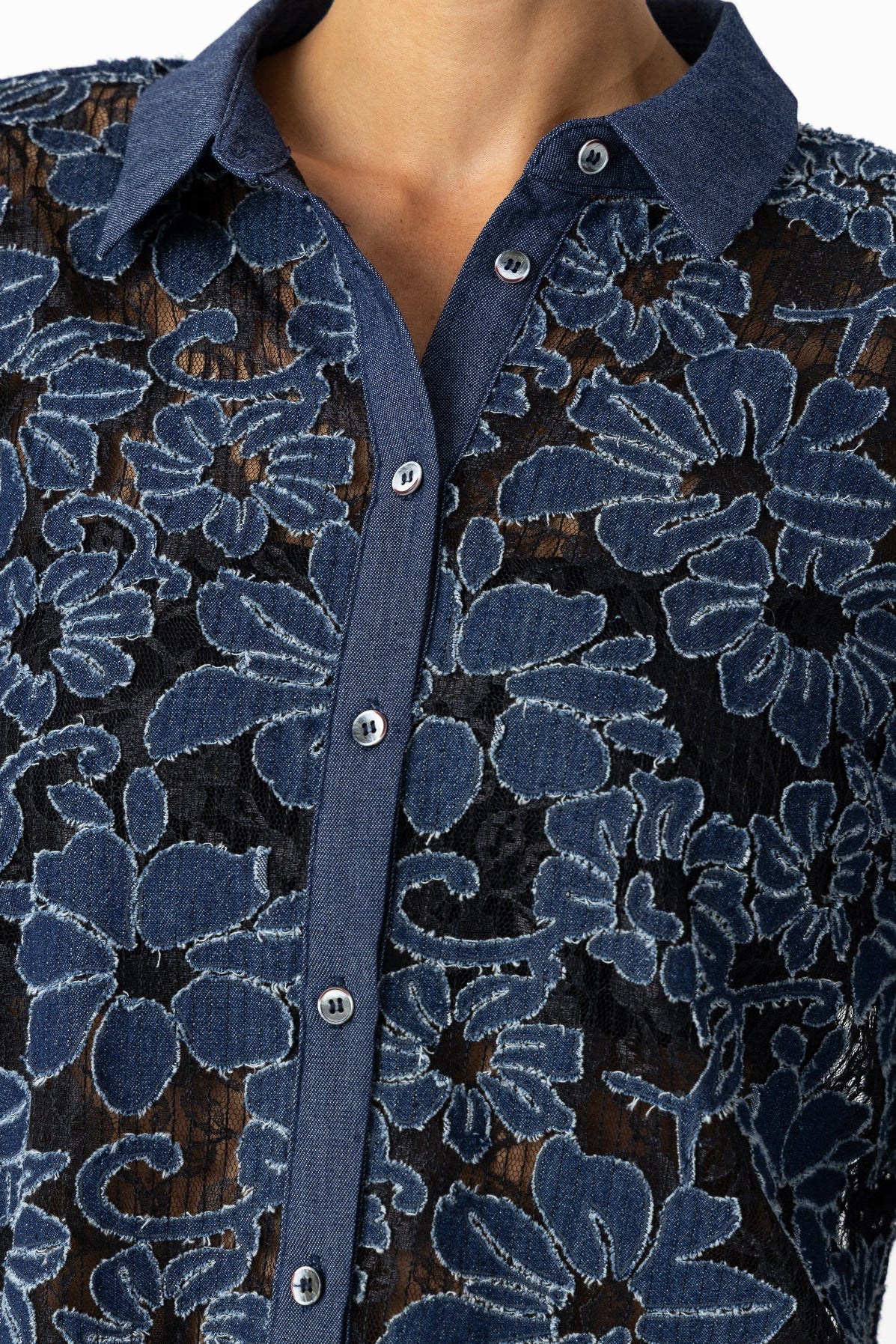 Blómamunstur gallaskyrta