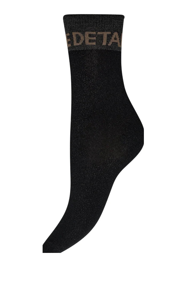 HYPETHEDETAiL sokkar