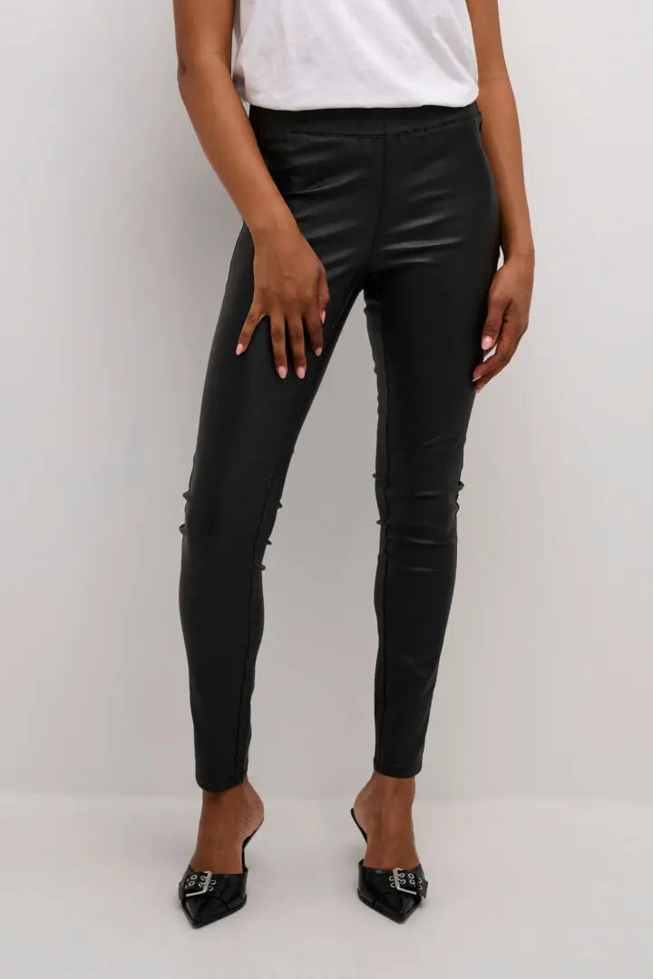 Ada coated Jeggings (Black deep)