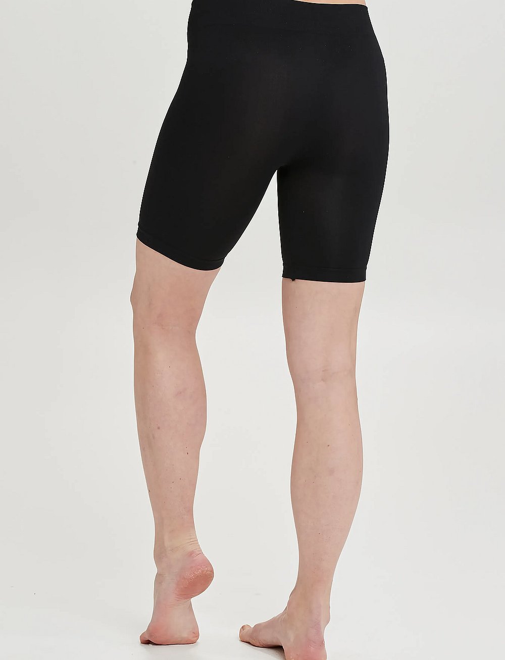 DECOY saumlausar capri-leggings